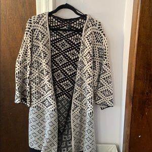 H&M White and black cardigan